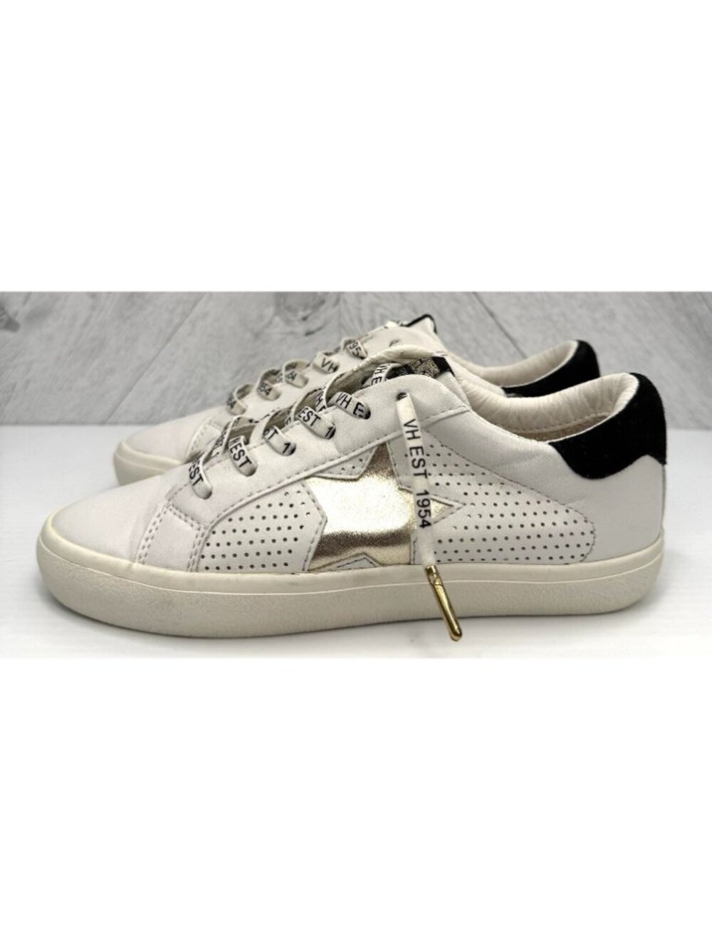 Vintage Havana Gadol Sneakers Womens 5.5 White Gold Star No Tie Leather Slip On - Picture 6 of 13